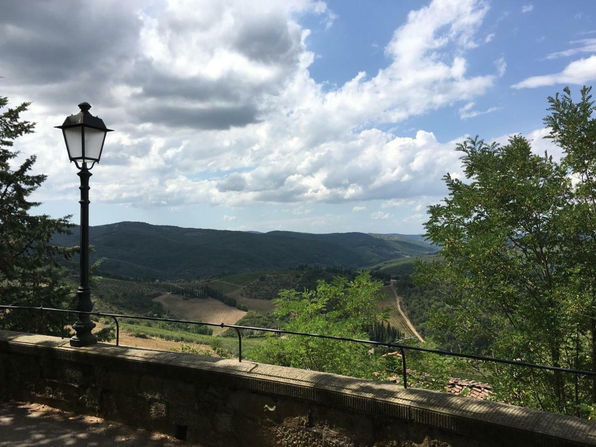 Art Rebus Tower In Tuscany Apartment Radda in Chianti Bagian luar foto