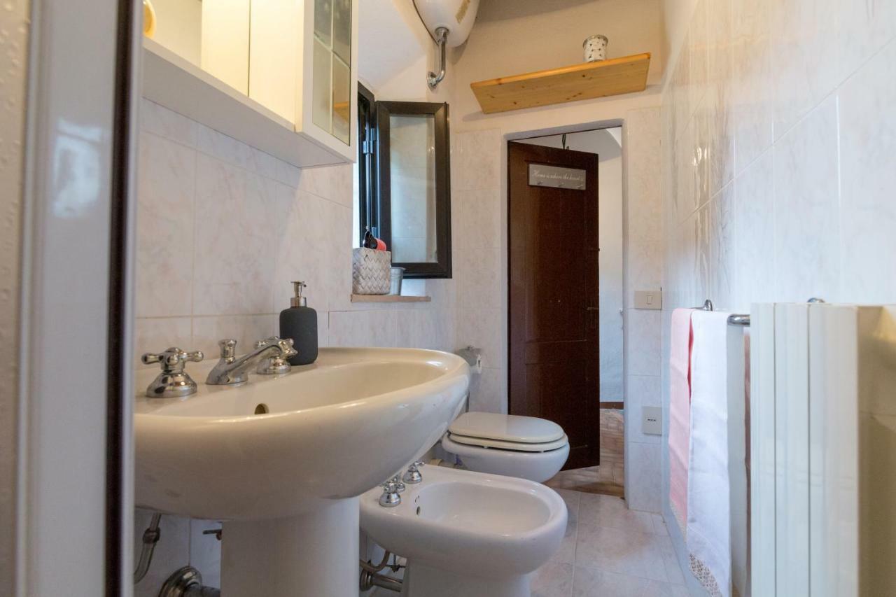 Art Rebus Tower In Tuscany Apartment Radda in Chianti Bagian luar foto