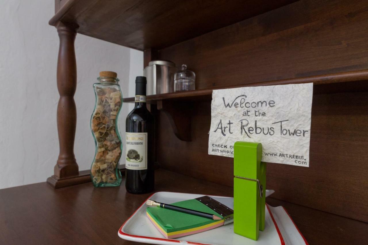 Art Rebus Tower In Tuscany Apartment Radda in Chianti Bagian luar foto