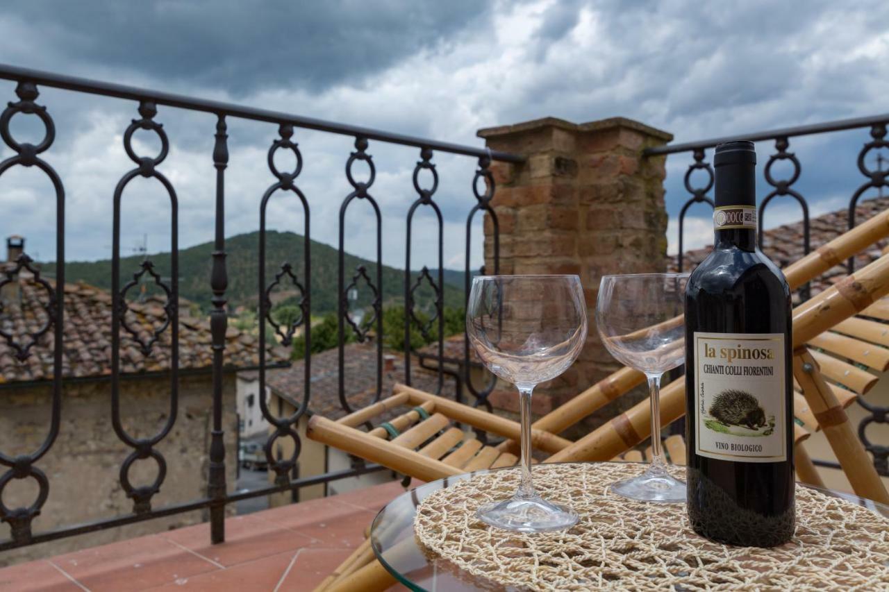 Art Rebus Tower In Tuscany Apartment Radda in Chianti Bagian luar foto